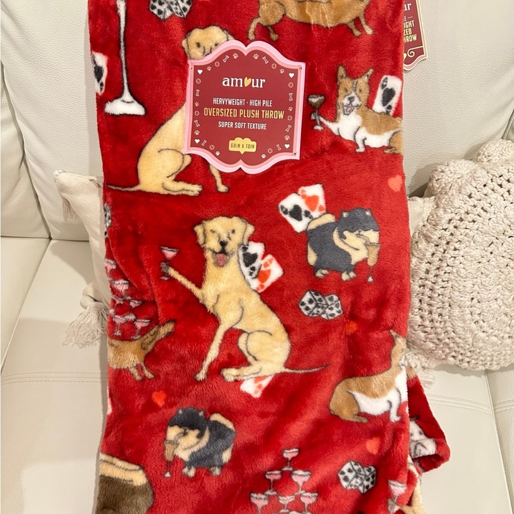 Valentine Casino Red Dogs Martini Print Plush Throw Blanket